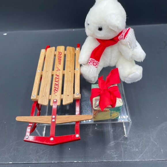 Radio Flyer Christmas Collection White Bear on Sled with Present #113 Tabletop - Picture 5 of 7